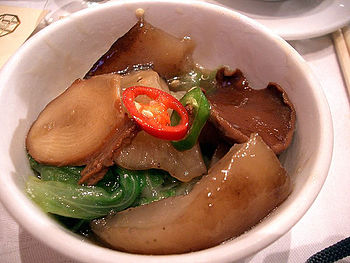 Sea cucumber hoi sum